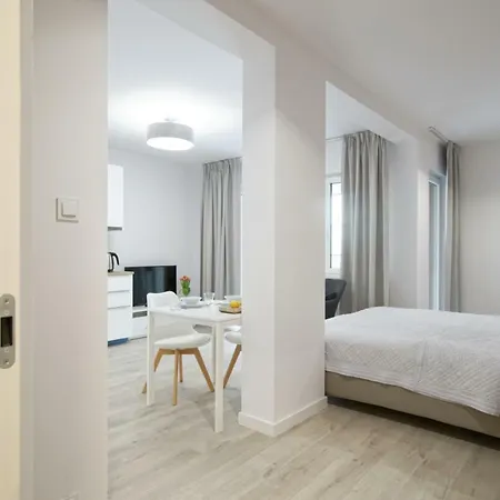 Apple Green Apartments Poznan Exterior photo